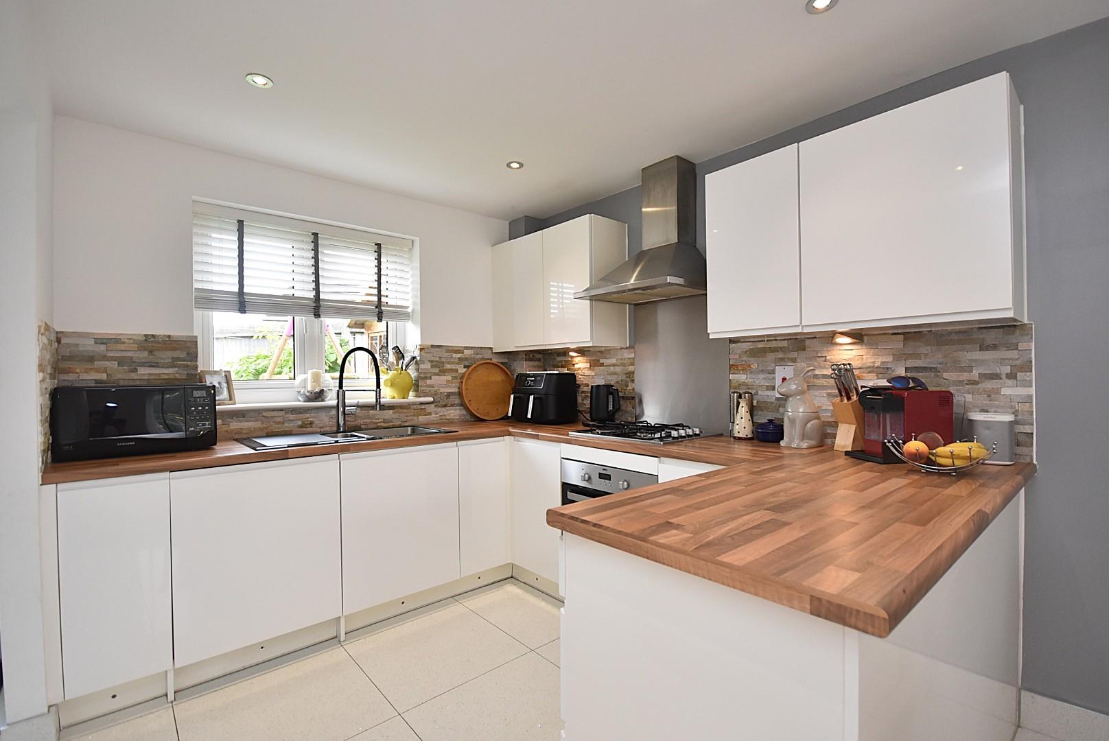 44 Picca Close, Wenvoe, CF5 6XP